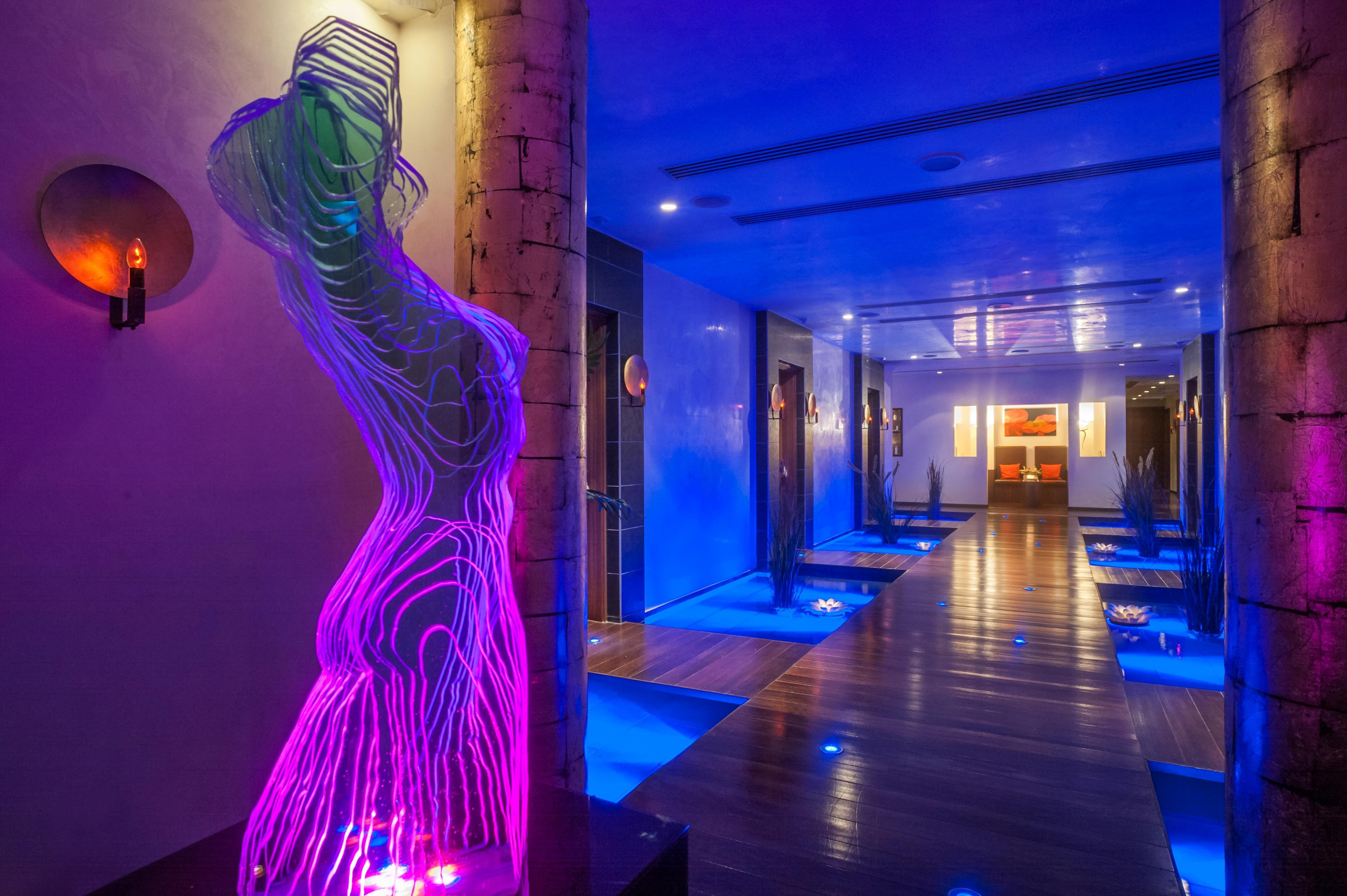Amathus Beach Hotel Limassol Ngoại thất bức ảnh The interior of the hotel