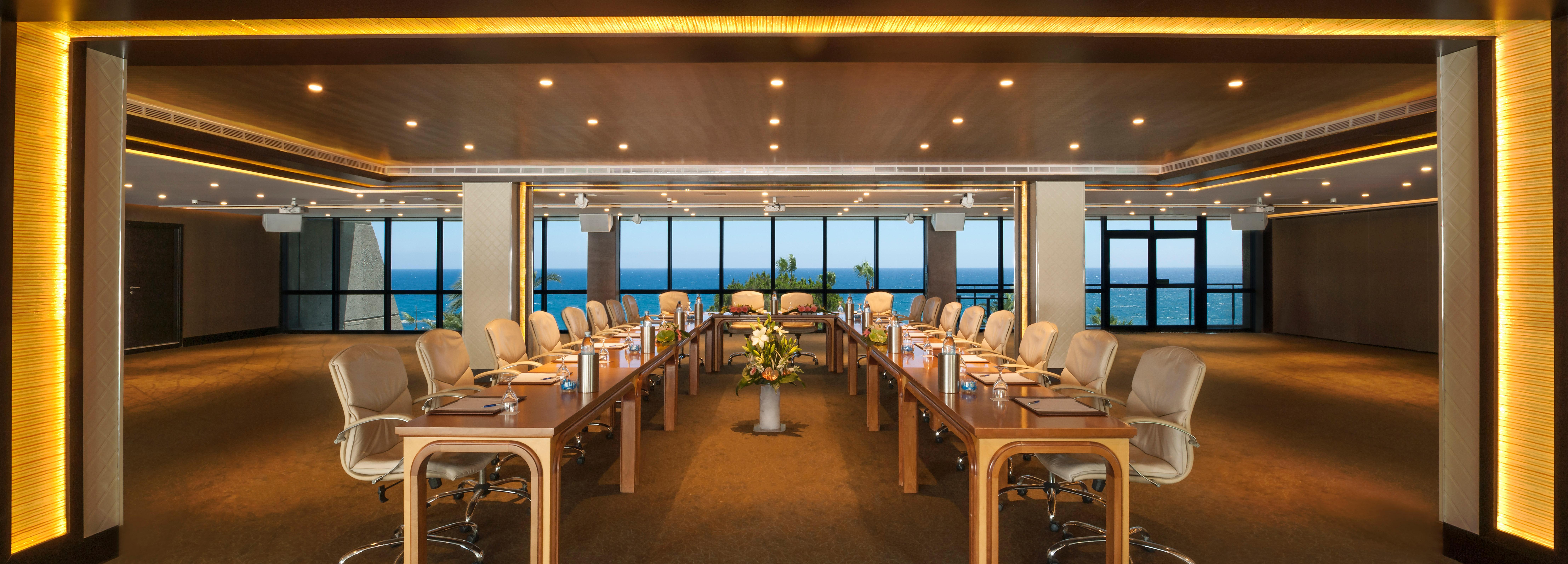 Amathus Beach Hotel Limassol Ngoại thất bức ảnh Meeting room