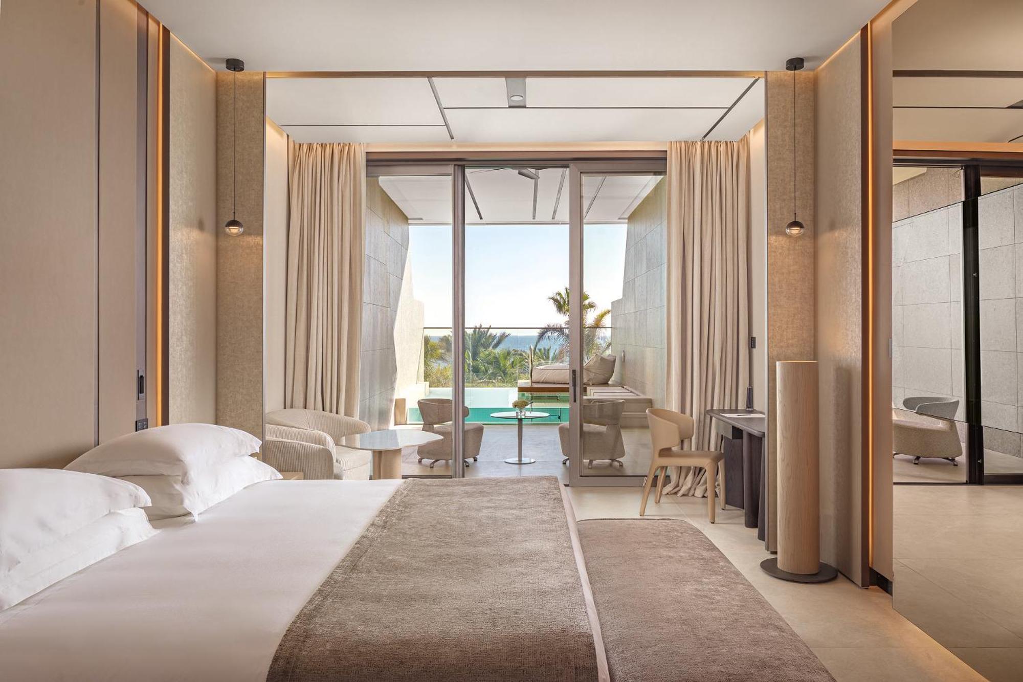Amathus Beach Hotel Limassol Ngoại thất bức ảnh Deluxe Pool View